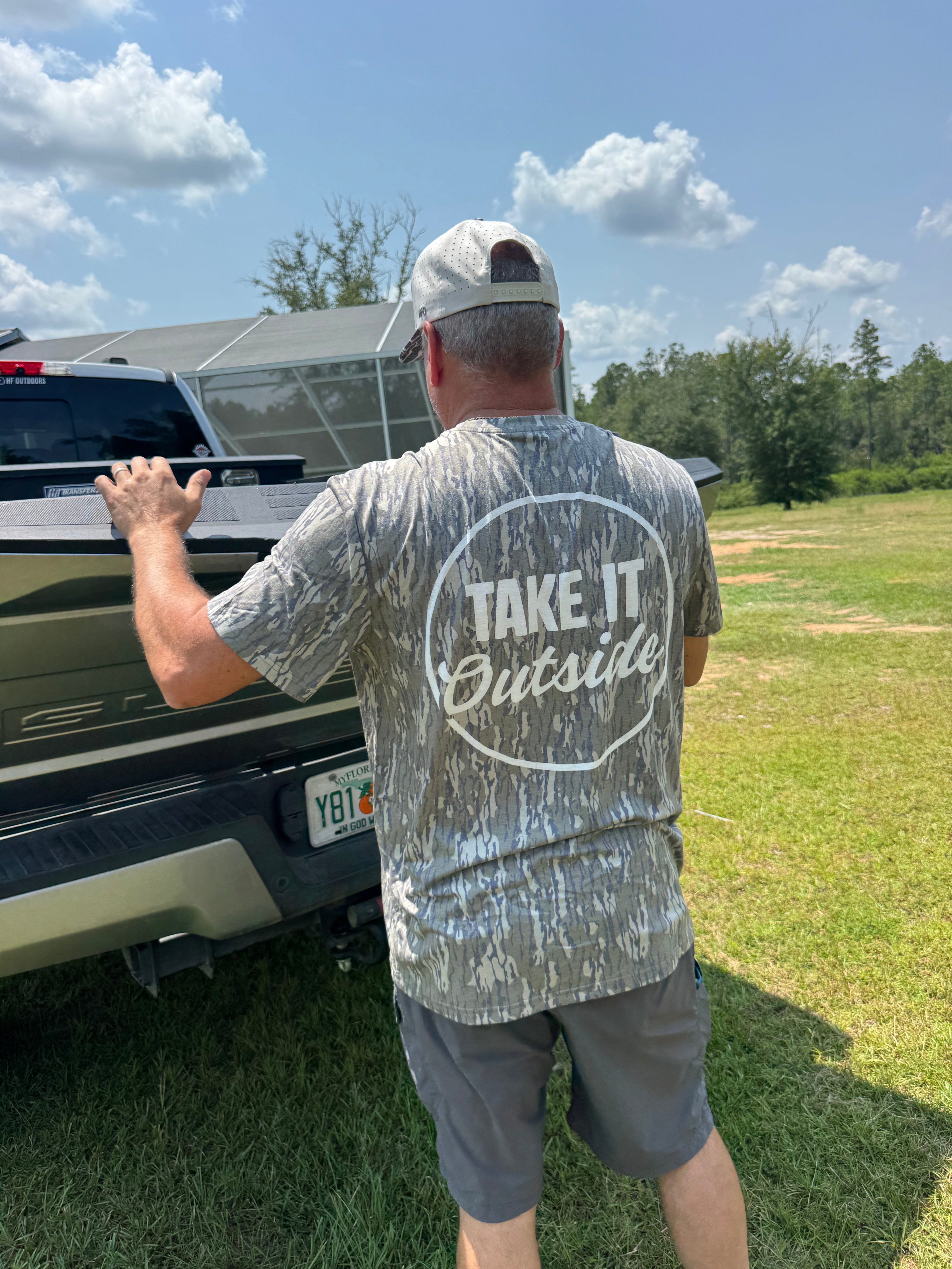 Bottomland Comfort Tee + Take It Outside Lifestyle Hat Bundle